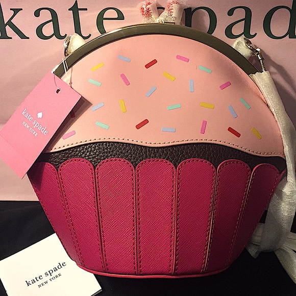 ♠️KATE SPADE - TAKE THE CAKE CUPCAKE CBDY (NWT) - Picture 8 of 11